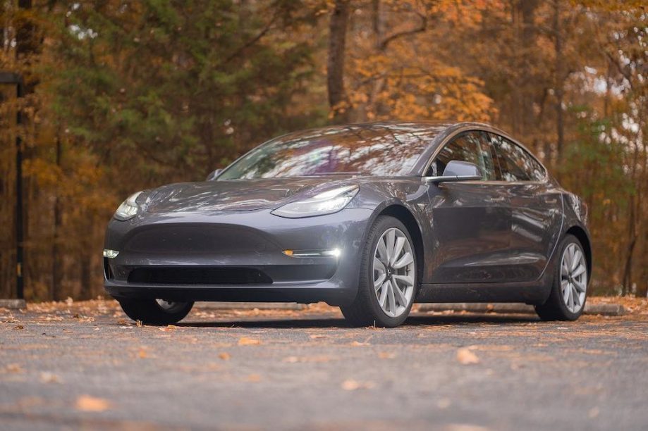 Tesla voegt nieuwe gratis game toe aan auto's