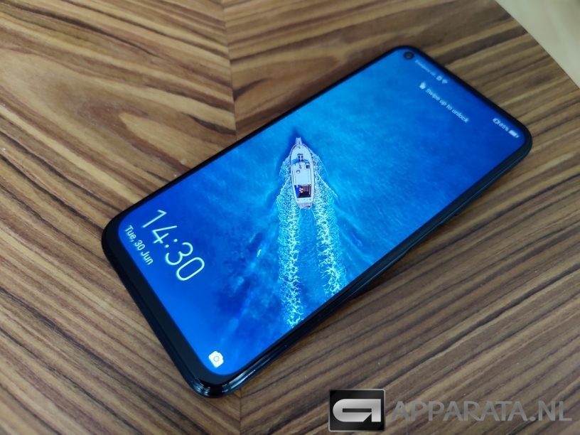 Huawei P40 Lite review - blauw