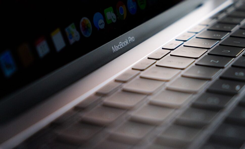 Nieuwe MacBook Pro krijgt weer fatsoenlijke poorten