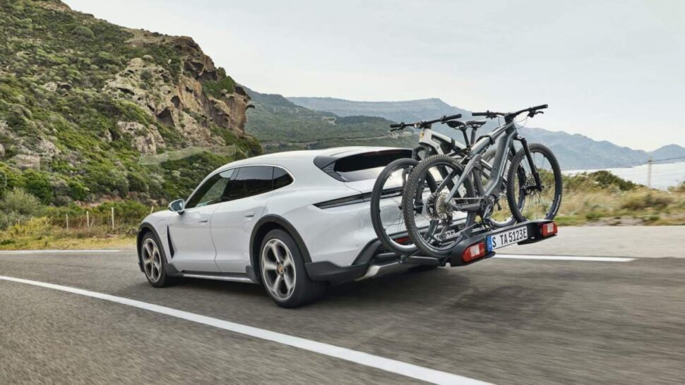 Porsche onthult peperdure carbon e-bikes