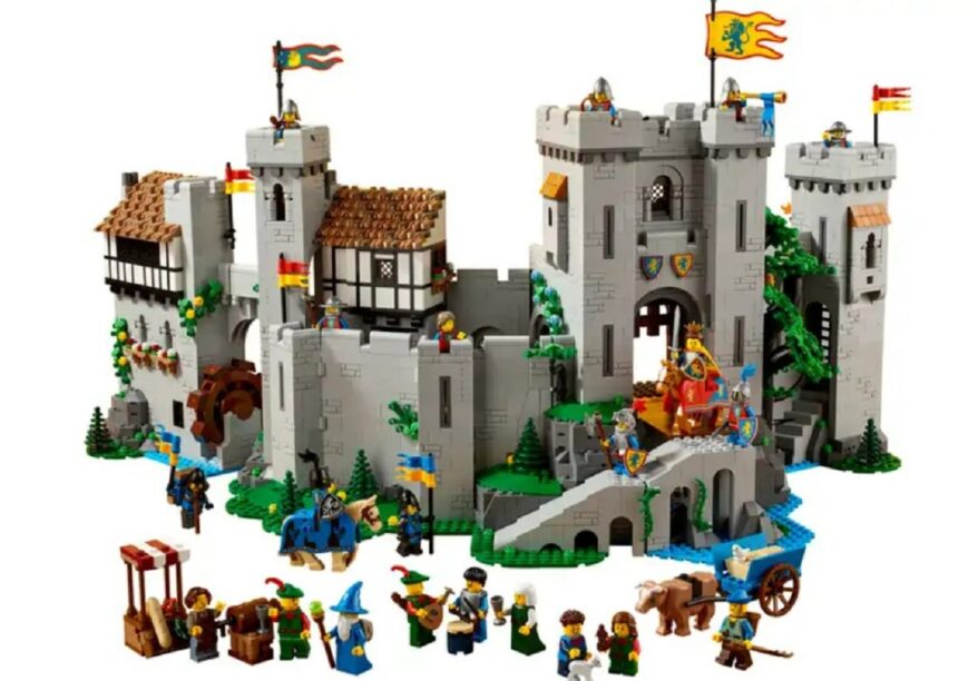 Lego heeft twee klassieke sets van de meest geliefde thema's bijgewerkt 